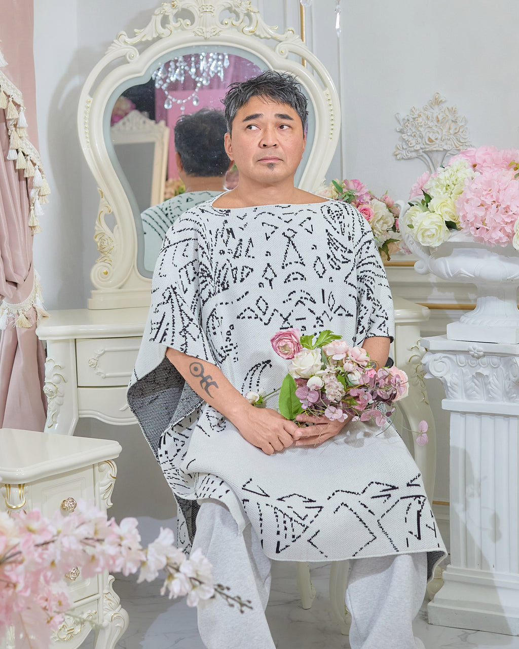 NISHIMOTO IS THE MOUTH KNIT BLANKET  NIM-GBL WHITE
