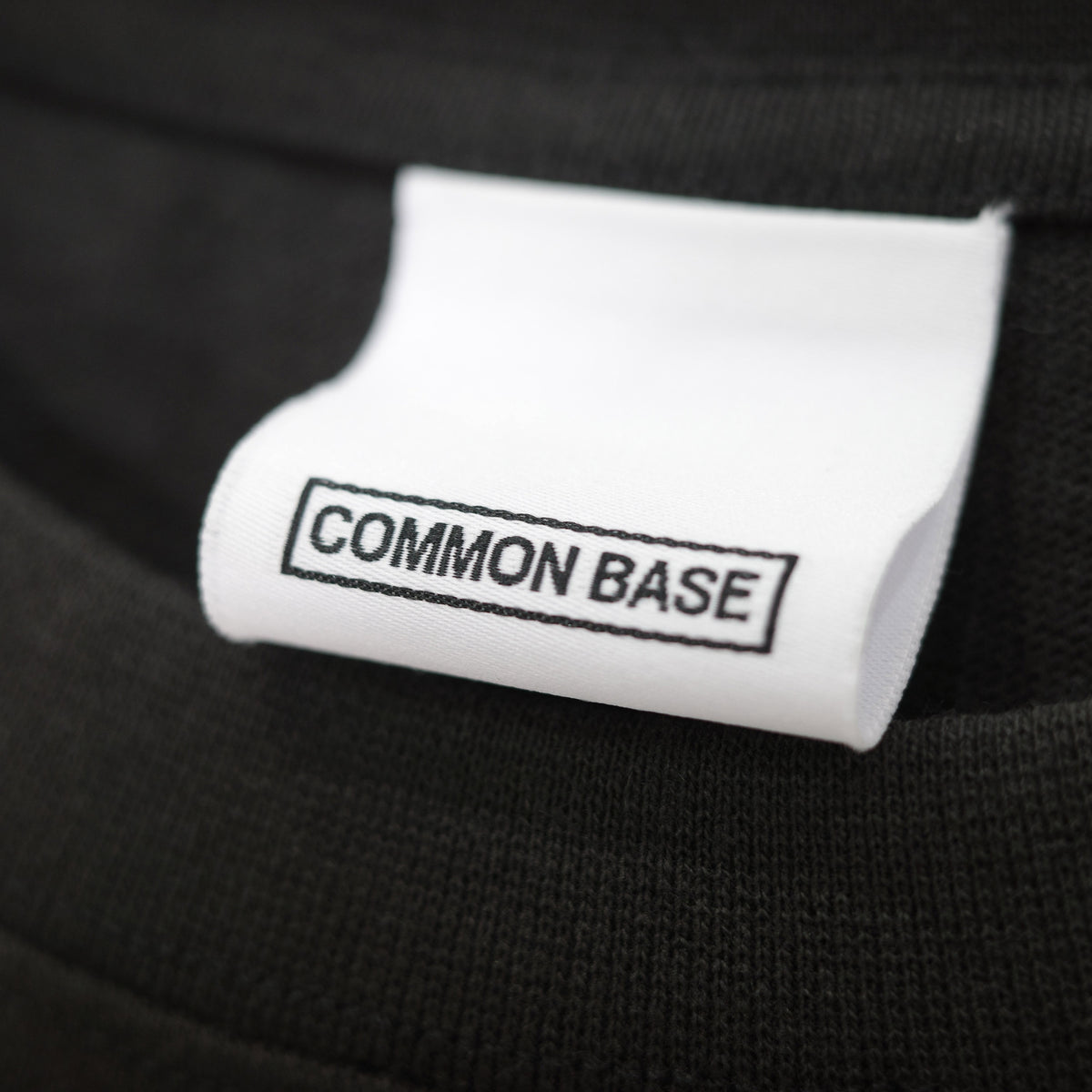 Common base s s tee cb h01 black
