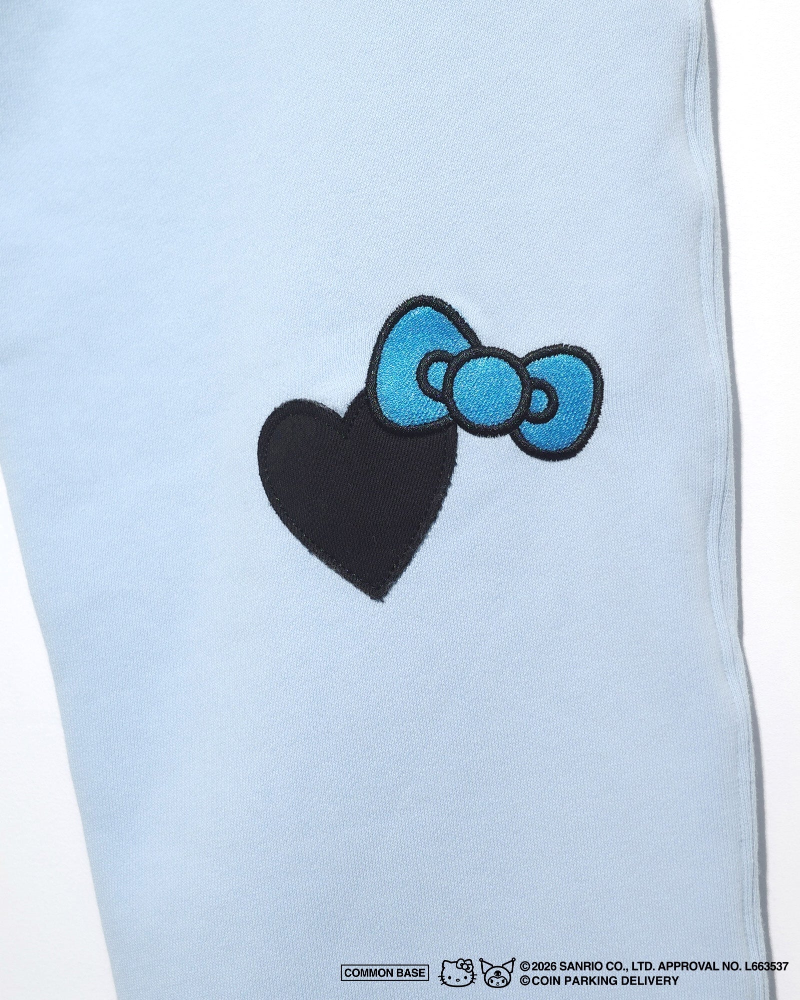[On sale from 8:00 PM on January 31st] COIN PARKING DELIVERY × SANRIO CHARACTERS PATCHWORK SWEAT PANTS CPDSC-KT15 LIGHT BLUE