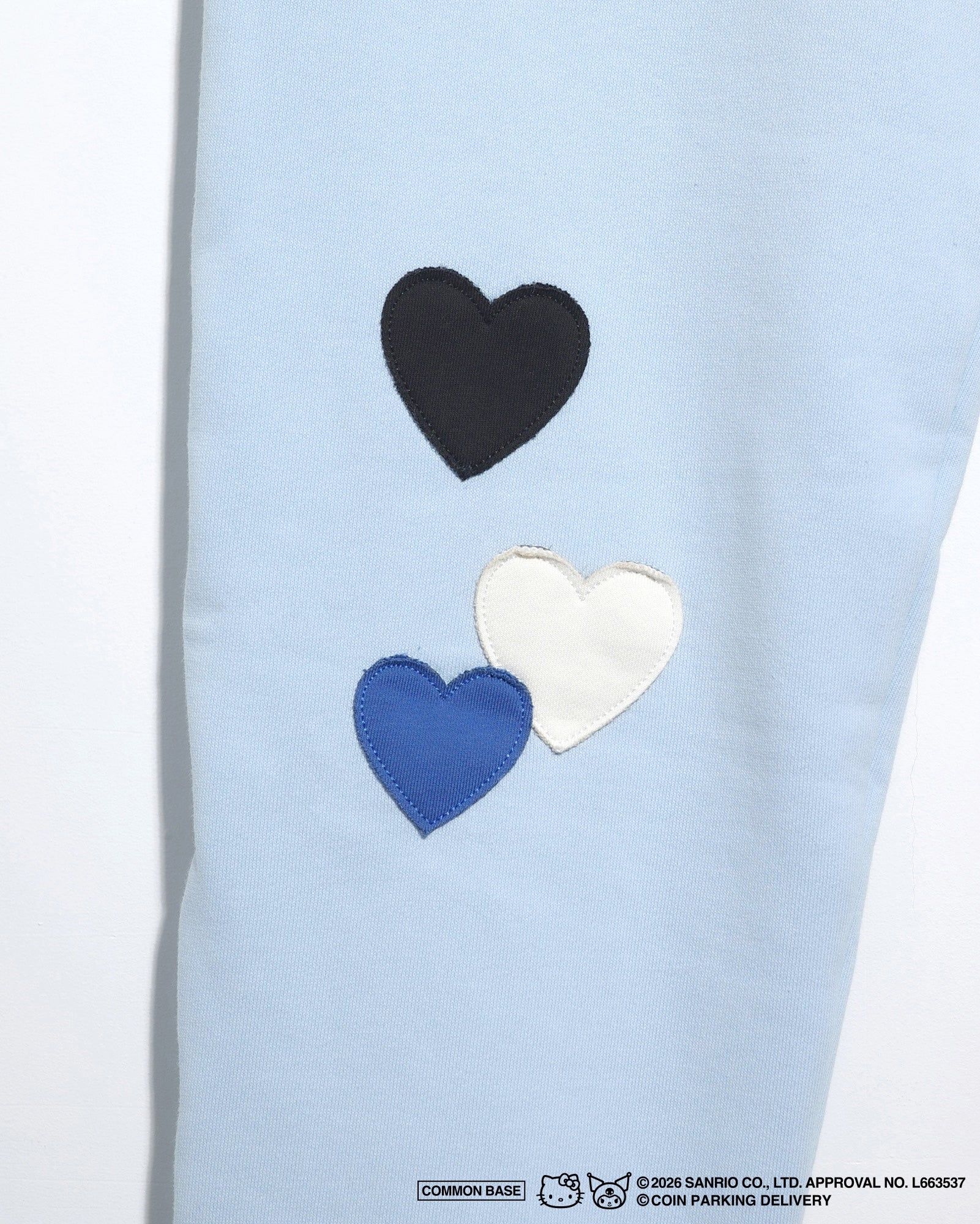 [On sale from 8:00 PM on January 31st] COIN PARKING DELIVERY × SANRIO CHARACTERS PATCHWORK SWEAT PANTS CPDSC-KT15 LIGHT BLUE