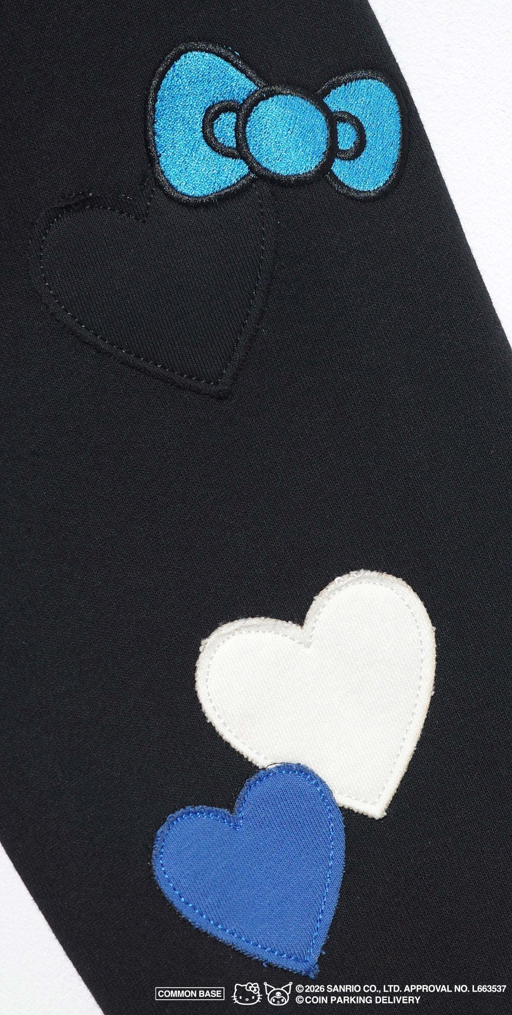 COIN PARKING DELIVERY × SANRIO CHARACTERS PATCHWORK ZIP SWEAT