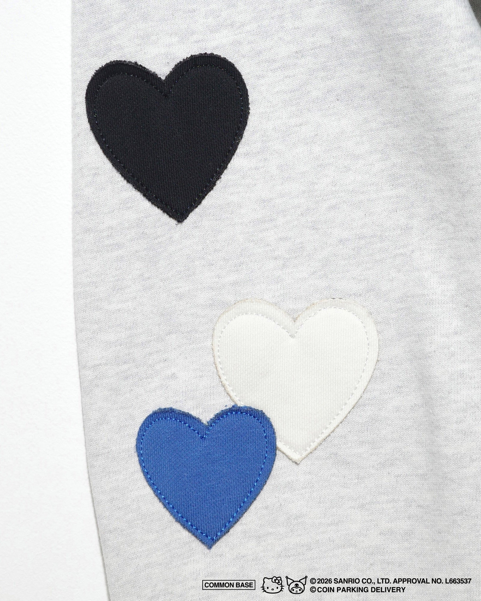 【予約商品｜5月上旬お届け予定】COIN PARKING DELIVERY × SANRIO CHARACTERS  PATCHWORK ZIP SWEAT HOODIE CPDSC-KT17 LIGHT HEATHER GREY