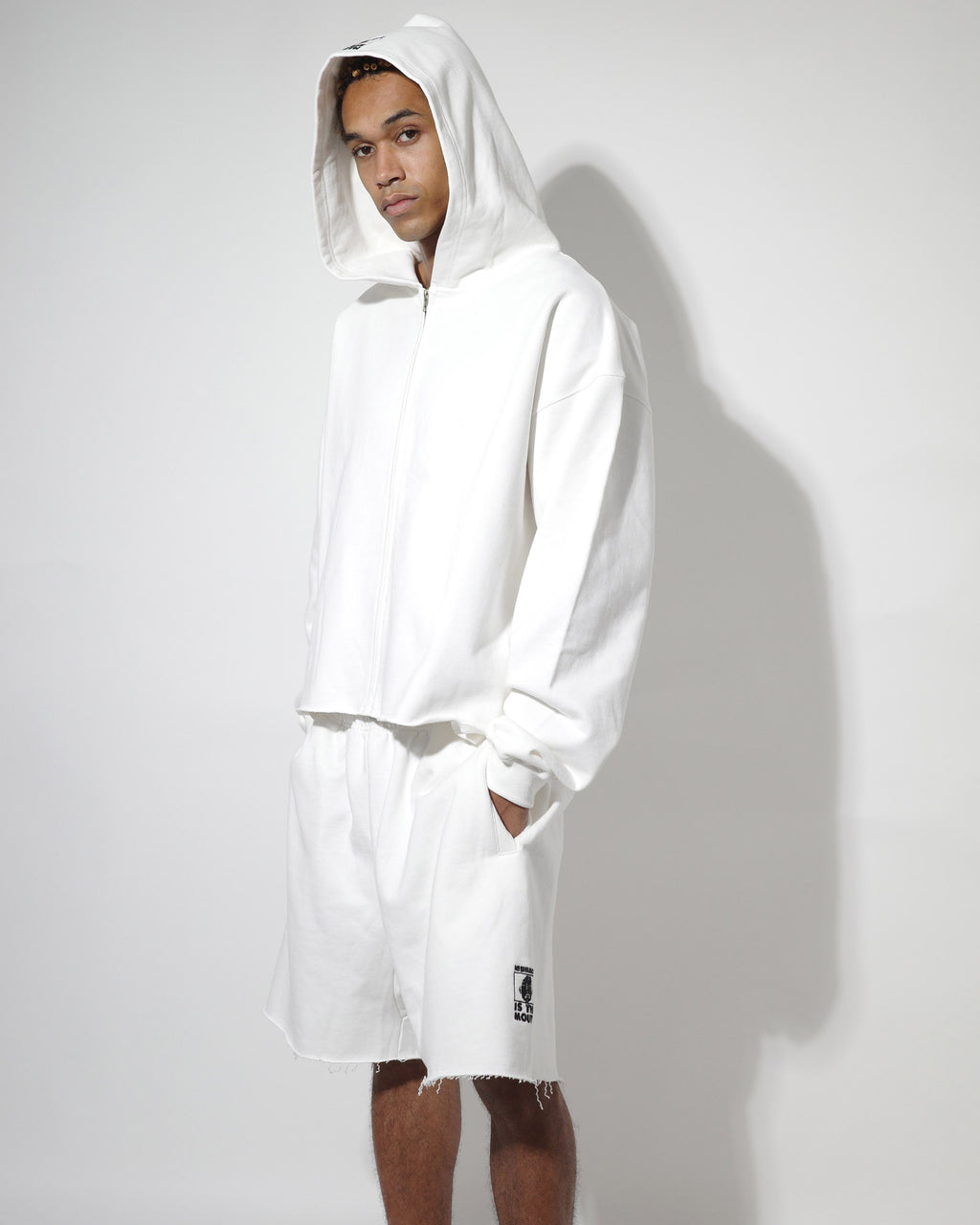 NISHIMOTO IS THE MOUTH WIDE SWEATSHORTS NIM-EWD12 WHITE