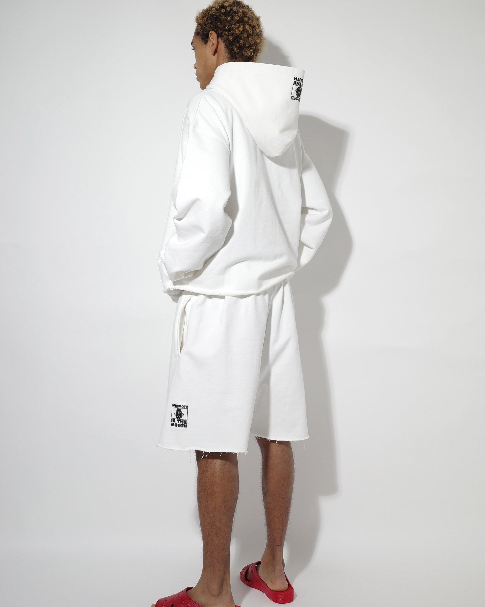 NISHIMOTO IS THE MOUTH WIDE SWEATSHORTS NIM-EWD12 WHITE
