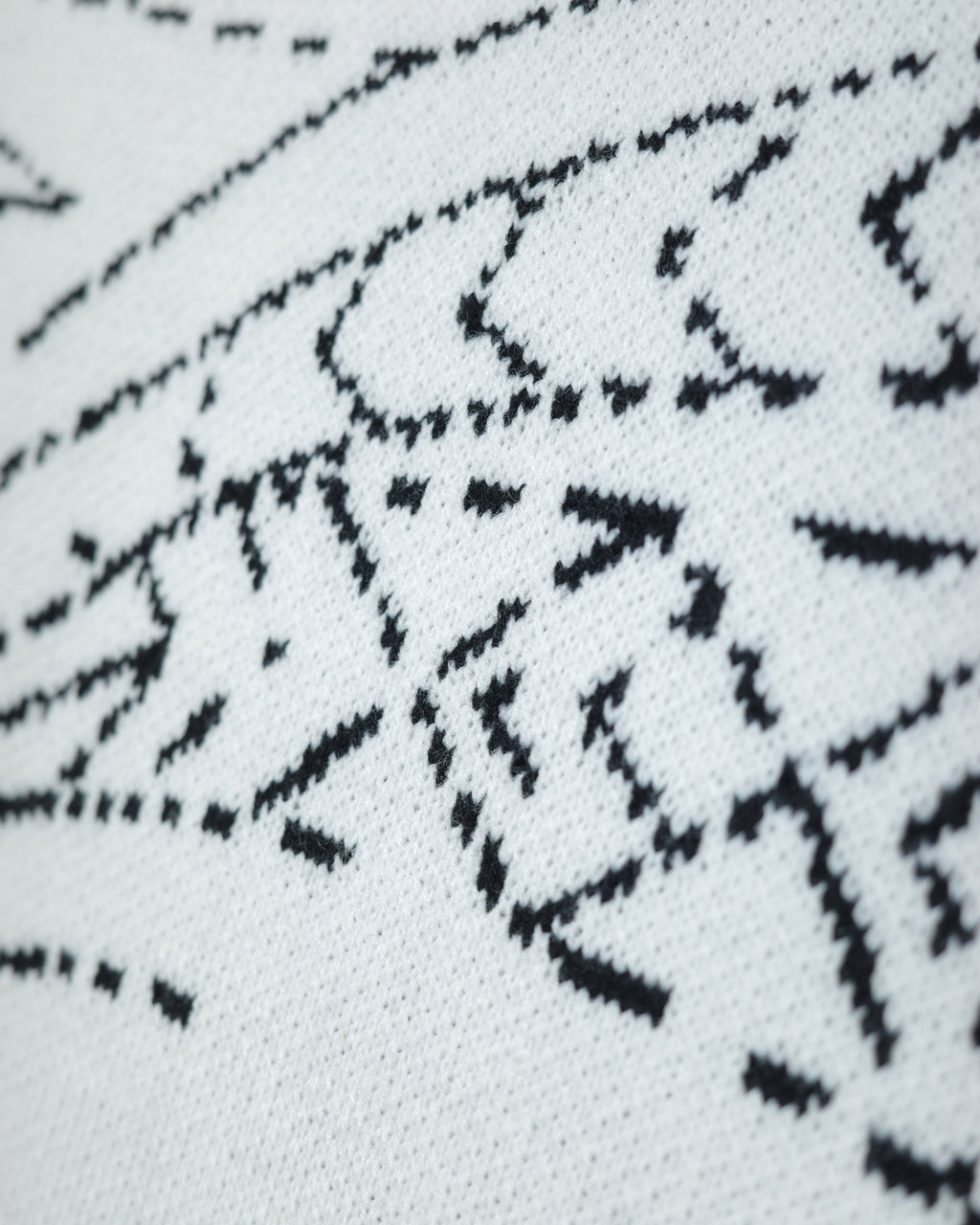 NISHIMOTO IS THE MOUTH KNIT BLANKET  NIM-GBL WHITE