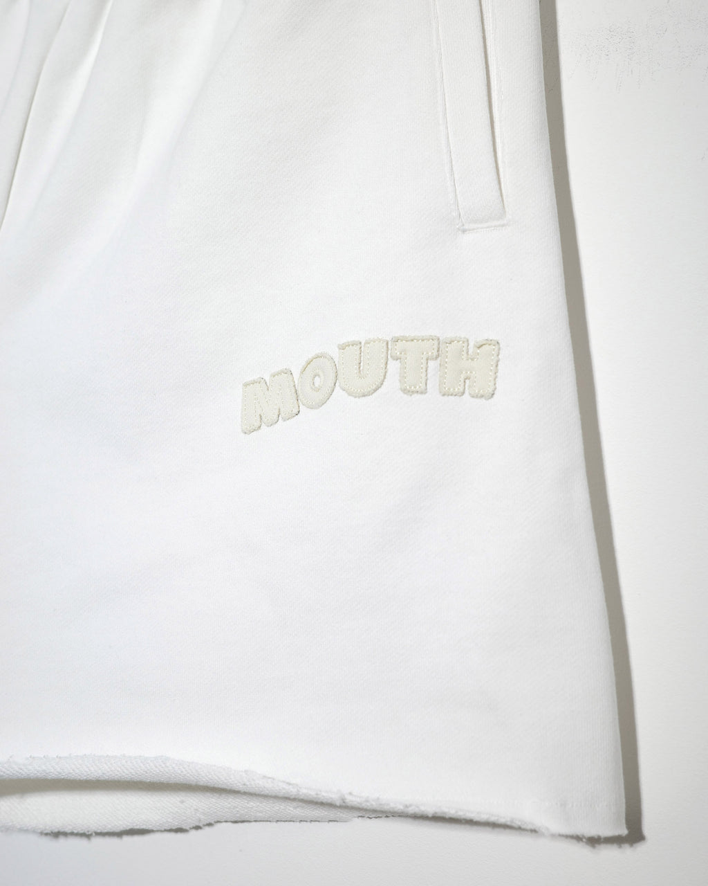 NISHIMOTO IS THE MOUTH  WIDE SWEAT SHORTS NIM-SPWD12W WHITE