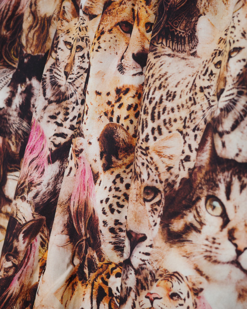 NISHIMOTO IS THE MOUTH HAWAIIAN SHORTS NIM-T1ST ANIMALS