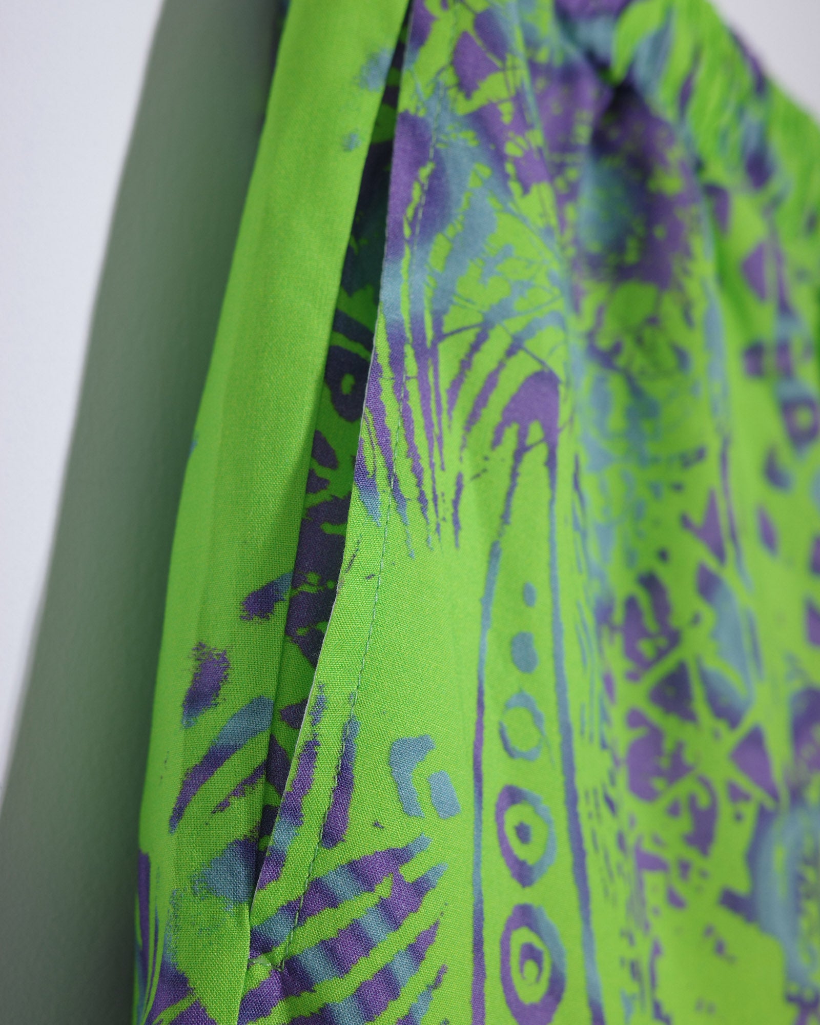 NISHIMOTO IS THE MOUTH HAWAIIAN SHORTS NIM-T2ST L GREEN