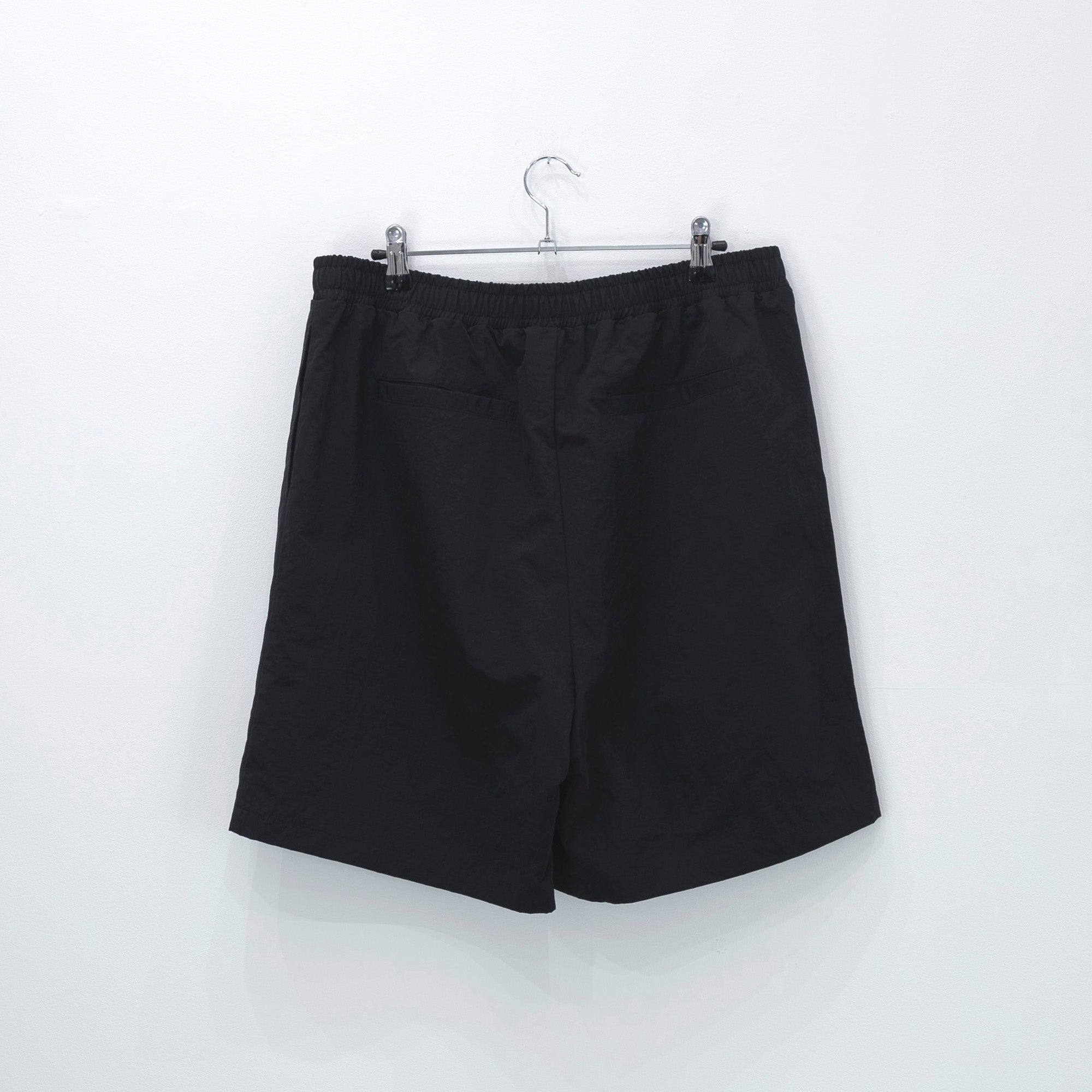 NISHIMOTO IS THE MOUTH LOGO TRUCK SHORTS NIM-W1ST BLACK